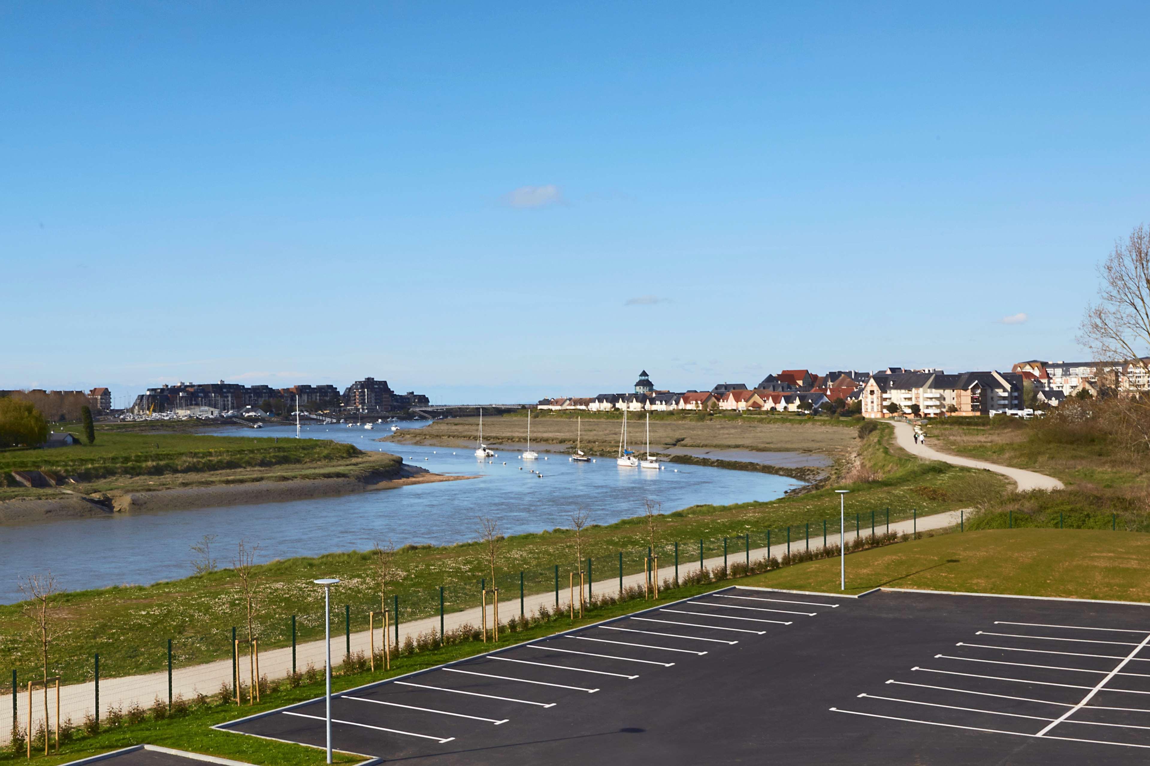 Kyriad Prestige Residence & Spa Cabourg-Dives-Sur-Mer Exterior photo